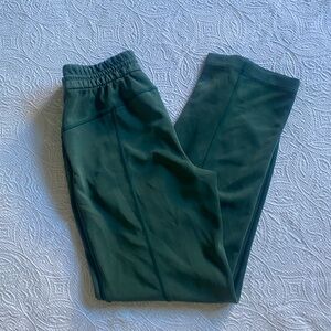 Deep Green Active Crop Leggings